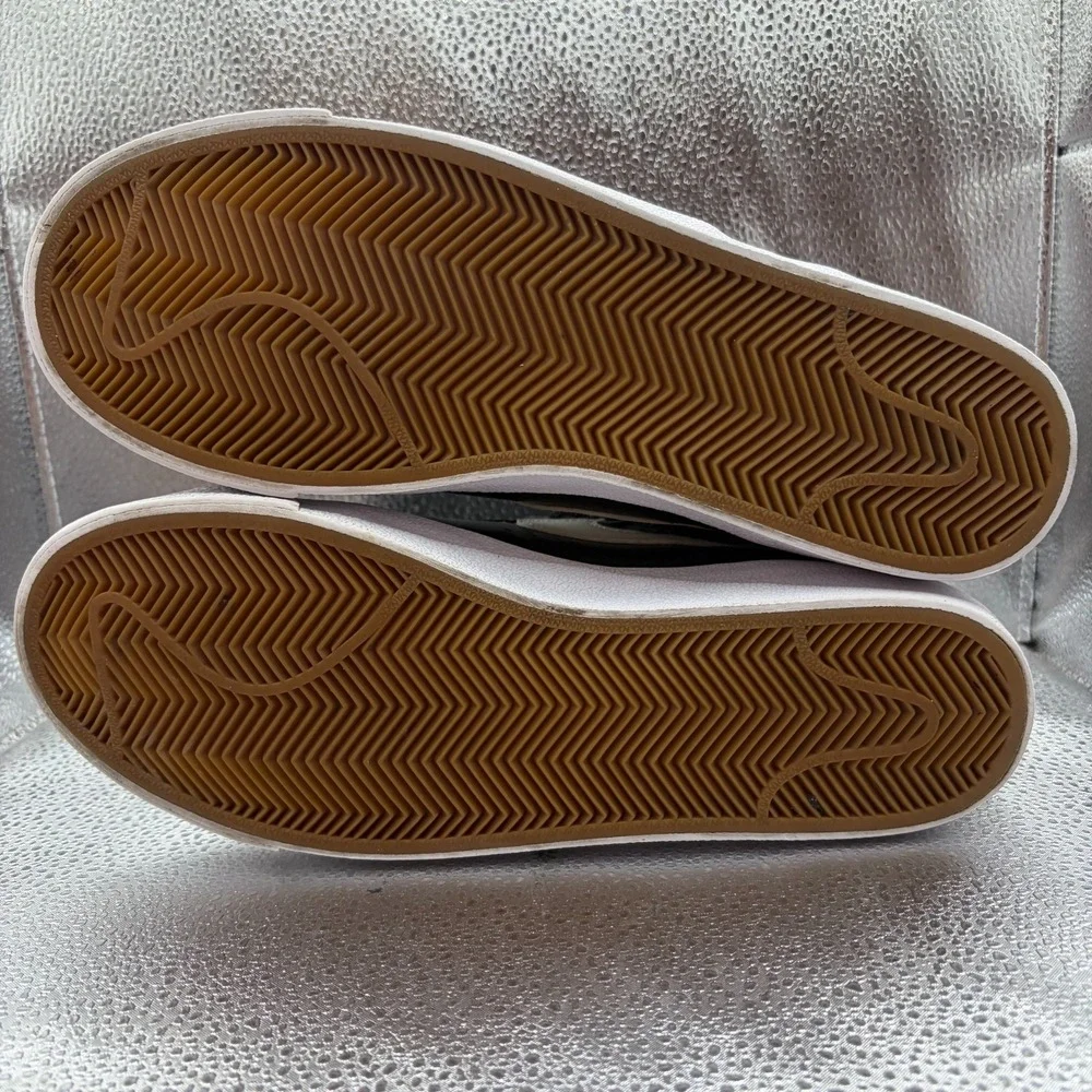 Nike size 7y